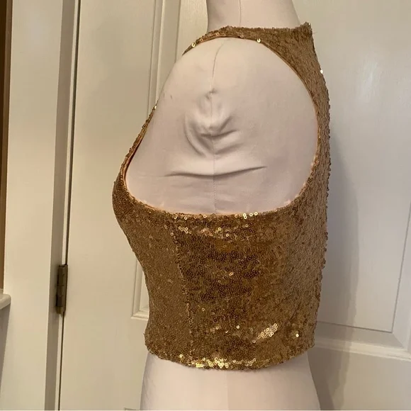 REVAMPED TOP CROP CROPPED GOLD SEQUINS SLEEVELESS RACERBACK SIZE M Fits S - Picture 5 of 8